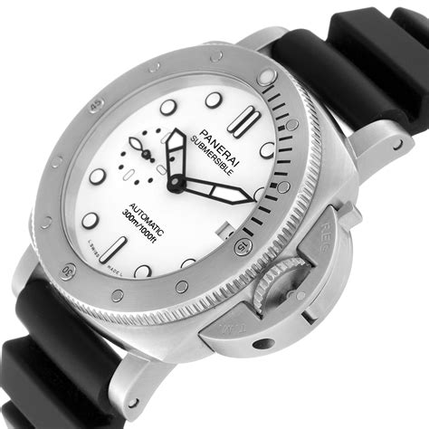 what panerai wathes are 42 mm|Panerai submersible 42mm white dial.